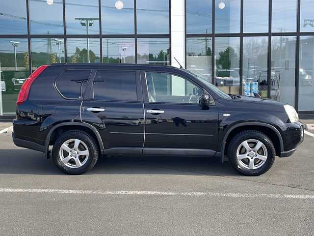 日産 エクストレイル 20Xtt 道東・釧路十勝 2010(平22)年 11万km ダイヤモンドブラック ・4WD/・純正SDナビ/（CD・DVD・BT・ラジオ・Music Box）/・バックカメラ/・クルーズコントロール/・ダウンヒルアシスト/・VDC/・ETC/・革巻きステアリング/・ステアリングスイッチ/・オートライト/・フォグライト/・カプロンシート/・シートヒーター/・電格ミラー/・スマートキー