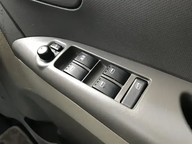 ダイハツ タント G 鳥取県 2011(平23)年 7.3万km ライトローズマイカメタリック ワンオーナー/４・W・D/社外CDオーディオ/片側パワースライドドア/ハロゲンヘットライト/純正14インチアルミホイール/純正フロアマット/スマートキー/ドアバイザー/保証書・取扱説明書