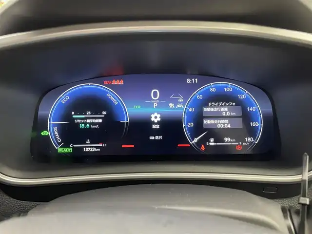 トヨタ カローラ スポーツ ハイブリッドG Z 埼玉県 2023(令5)年 1.4万km アティチュードブラックマイカ/プラチナホワイトパールマイカ 純正８インチディスプレイオーディオ　バックカメラ　ビルトインＥＴＣ　セーフティセンス　レーダークルーズコントロール　シートヒーター　ステアリングヒーター　オートハイビーム　ＬＥＤヘッドライト　地デジ