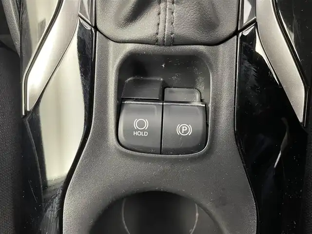 トヨタ カローラ スポーツ ハイブリッドG Z 埼玉県 2023(令5)年 1.4万km アティチュードブラックマイカ/プラチナホワイトパールマイカ 純正８インチディスプレイオーディオ　バックカメラ　ビルトインＥＴＣ　セーフティセンス　レーダークルーズコントロール　シートヒーター　ステアリングヒーター　オートハイビーム　ＬＥＤヘッドライト　地デジ