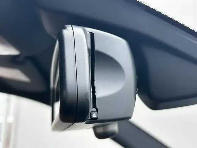 ＢＭＷ １１８ｉ Mスポーツ エディションシャドー 福島県 2017(平29)年 5.2万km サファイアブラックP 純正ナビゲーション/【CD/DVD/USB/BT】/バックカメラ/ETC/前席シートヒーター/前車接近警告機能/衝突回避・被害軽減ブレーキ/レーンディパーチャーウォーニング/クルーズコントロール/アイドリングストップ/純正フロアマット