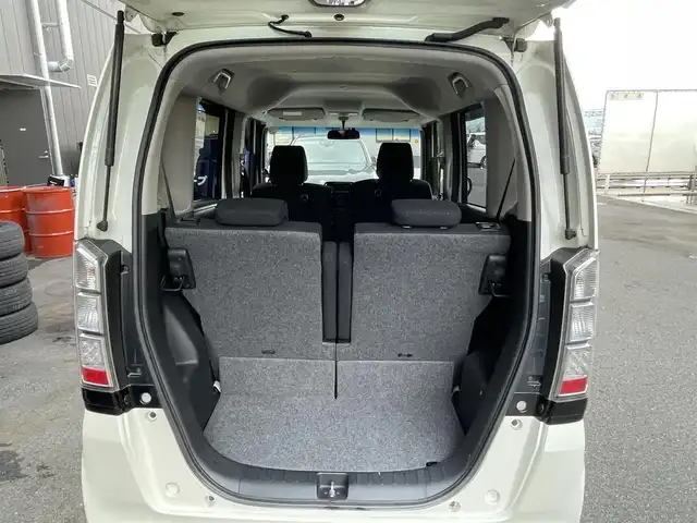 ホンダ Ｎ ＢＯＸ G Lパッケージ 滋賀県 2014(平26)年 6.1万km プレミアムホワイトパール 純正8インチナビ/【Bluetooth/CD/DVD/フルセグTV】/バックカメラ/片側パワースライドドア/HIDヘッドライト/オートライト/プッシュスタート/スマートキー