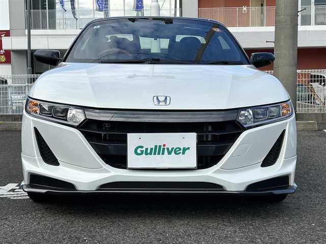 ホンダ Ｓ６６０ α 特別仕様車ブルーノレザーED 長崎県 2018(平30)年 1.2万km プレミアムスターホワイトP ワンオーナー車両/純正ディスプレイオーディオ（AM、FM、ハンズフリー）/バックカメラ/プッシュスタート/6MT/HDMI/革巻きステアリング/ステアリングリモコン/電動調整ミラー/茶革ハーフレザーシート/クルーズコントロール/オートライト/横滑り防止機能/ETC/無限フロアマット/無限ハードトップ/ソフトトップ（車載）/HKSマフラー/純正マフラー（車載）/スペアキー/取扱説明書/保証書