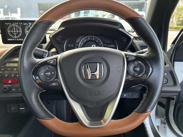 ホンダ Ｓ６６０ α 特別仕様車ブルーノレザーED 長崎県 2018(平30)年 1.2万km プレミアムスターホワイトP ワンオーナー車両/純正ディスプレイオーディオ（AM、FM、ハンズフリー）/バックカメラ/プッシュスタート/6MT/HDMI/革巻きステアリング/ステアリングリモコン/電動調整ミラー/茶革ハーフレザーシート/クルーズコントロール/オートライト/横滑り防止機能/ETC/無限フロアマット/無限ハードトップ/ソフトトップ（車載）/HKSマフラー/純正マフラー（車載）/スペアキー/取扱説明書/保証書