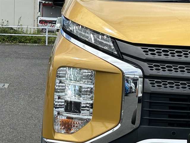 三菱 ｅＫクロス T 岐阜県 2019(平31)年 3.5万km サンドイエローメタリック ４WD/純正ディーラーOPナビ/CD/DVD/BT/フルセグ/衝突被害軽減システム/横滑り防止装置/クルーズコントロール/レーンキープアシスト/コーナーセンサー/アラウンドビューモニター/デジタルインナーミラー/ETC/純正前後ドライブレコーダー/アイドリングストップ/前席シートヒーター/電子パーキング/レザー調シートカバー/ステアリングリモコン/プッシュスタート/スマートキー/LEDヘッドライト/オートライト/電動格納ミラー/社外フロアマット/スペアキー