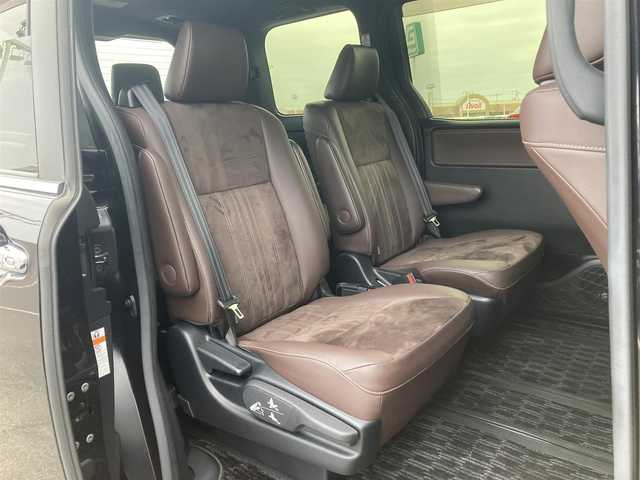 トヨタ エスクァイア ハイブリッド Gi プレミアムパッケージ 愛知県 2018(平30)年 6万km スパークリングブラックパールクリスタルシャイン 純正9インチナビ/フルセグTV/Bluetooth/DVD/CD/両側パワースライドドア/前後ドライブレコーダー/衝突被害軽減ブレーキ/クルーズコントロール/レーンデパーチャーアラート/オートマチックハイビーム/ハーフレザーシート/シートヒーター/ステアリングヒーター/純正15インチアルミホイール