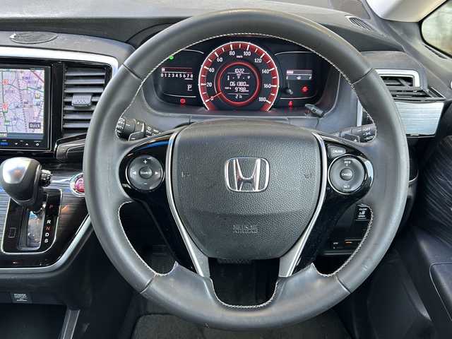 ホンダ オデッセイ アブソルート 静岡県 2014(平26)年 6.2万km クリスタルブラックパール 後席モニター　/純正８ｉｎｃナビ　/バックカメラ　/片側パワースライドドア　/ＥＴＣ　/ＨＩＤライト　/衝突軽減ブレーキ　/ハーフレザーシート　/クルーズコントロール　/純正１７アルミホイール　/スマートキー　/プッシュスタート/アイドリングストップ/横滑り防止装置
