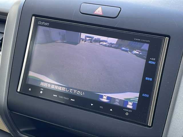 ホンダ フリード G ホンダセンシング 三重県 2018(平30)年 11.6万km プレミアムスパークルブラックパール プッシュスタート/スマートキー×2/純正ホイールカバー/CMBS(突進軽減ブレーキ)/ACC(クルーズコントロール)/先行車発進お知らせ/路外逸脱抑制システム/レーンキープアシスト/標識認識機能/ステアリングスイッチ/前方ドライブレコーダー/純正SDナビ(AM/FM/CD/DVD/TV/BT)/フルセグTV/バックカメラ/両側パワースライドドア/ビルトインETC/ワイパーデアイサー/電動格納ミラー/ロールサンシェード/ウィンカーミラー/保証書/ワンオーナー
