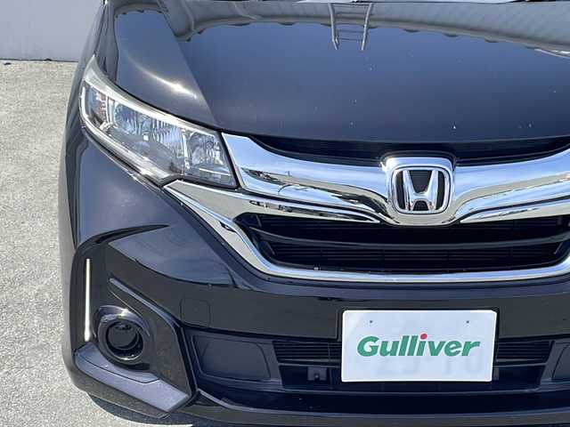 ホンダ フリード G ホンダセンシング 三重県 2018(平30)年 11.6万km プレミアムスパークルブラックパール プッシュスタート/スマートキー×2/純正ホイールカバー/CMBS(突進軽減ブレーキ)/ACC(クルーズコントロール)/先行車発進お知らせ/路外逸脱抑制システム/レーンキープアシスト/標識認識機能/ステアリングスイッチ/前方ドライブレコーダー/純正SDナビ(AM/FM/CD/DVD/TV/BT)/フルセグTV/バックカメラ/両側パワースライドドア/ビルトインETC/ワイパーデアイサー/電動格納ミラー/ロールサンシェード/ウィンカーミラー/保証書/ワンオーナー