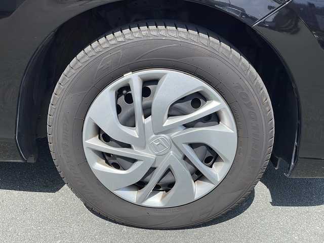 ホンダ フリード G ホンダセンシング 三重県 2018(平30)年 11.6万km プレミアムスパークルブラックパール プッシュスタート/スマートキー×2/純正ホイールカバー/CMBS(突進軽減ブレーキ)/ACC(クルーズコントロール)/先行車発進お知らせ/路外逸脱抑制システム/レーンキープアシスト/標識認識機能/ステアリングスイッチ/前方ドライブレコーダー/純正SDナビ(AM/FM/CD/DVD/TV/BT)/フルセグTV/バックカメラ/両側パワースライドドア/ビルトインETC/ワイパーデアイサー/電動格納ミラー/ロールサンシェード/ウィンカーミラー/保証書/ワンオーナー