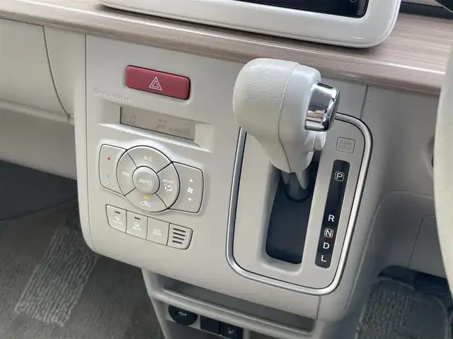 スズキ ラパン X 静岡県 2015(平27)年 5.6万km コフレピンクパールメタリック AIS検査済み4点/レーダーブレーキサポート /純正ナビ　/地デジ　/BT /USB /全方位カメラ　/運転席シートヒーター　/オートライト /純正１４インチAW /ETC /社外前後ドラレコ　/スマートキー  /スペアキー  /保証書　/取説