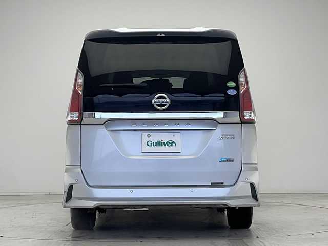 日産 セレナ ハイウェイスター Vセレクション 愛知県 2017(平29)年 4.6万km ブリリアントシルバー プロパイロット/衝突被害軽減ブレーキ/純正9インチSDナビ/フリップダウンモニター/全方位カメラ/両側パワースライドドア/レーダークルーズコントロール/フルセグTV/CD DVD/Bluetooth/バックカメラ/イージーオープン機能/コーナーセンサー/純正アルミホイール/LEDヘッドライト/インテリジェントミラー/リアオートエアコン/ドライブレコーダー/ETC/ステアリングスイッチ/スマートキー/プッシュスタート