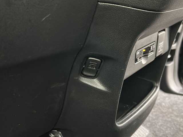 ホンダ Ｎ ＢＯＸ カスタム G Lパッケージ 山口県 2016(平28)年 5万km スマートブラック 純正メモリナビ【VXM-164VFXi】/ワンセグテレビ/バックカメラ/Bluetooth/ETC/プッシュスタート/アイドリングストップ/電動格納ウィンカーミラー/ドアバイザー/フォグランプ/片側パワースライドドア/横滑り防止装置/盗難防止装置/衝突軽減システム/純正アルミホイール14インチ/チップアップシート