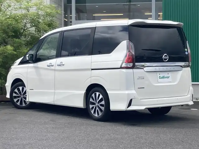 日産 セレナ ハイウェイスター 岡山県 2018(平30)年 5.3万km ブリリアントホワイトパール 純正9インチナビ　MM518D-L/フルセグTV、CD、DVD、Bluetooth/AM、FM、Blu-ray/純正フリップダウンモニター/ハンズフリー両側パワースライドドア/純正前方ドライブレコーダー　DJ4-D/ETC/LEDヘッドランプ/スーパーUVカット断熱グリーンガラス/オートデュアルエアコン/インテリジェントエマージェンシーブレーキ/フロント＆バックソナー/インテリジェントアラウンドビューモニター/インテリジェントパーキングアシスト/標識検知機能/ふらつき警報/電動パーキングブレーキ/オートブレーキホールド/車線逸脱防止支援システム/プロパイロット