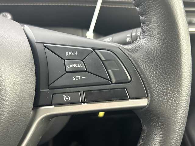日産 セレナ ハイウェイスター Vセレクション 愛知県 2018(平30)年 3.8万km ナイトベールパープル 禁煙車/純正9インチナビ/（CD/DVD/Bluetooth/Blu-ray/フルセグTV）/フリップダウンモニター/全方位カメラ/衝突軽減ブレーキ/レーンキープアシスト/パーキングアシスト/クリアランスソナー/クルーズコントロール/ETC/ドライブレコーダー/両側パワースライドドア/アイドリングストップ/スマートキー/スペアキー有/LEDヘッドライト/フロントフォグライト/純正16インチアルミホイール/横滑り防止装置