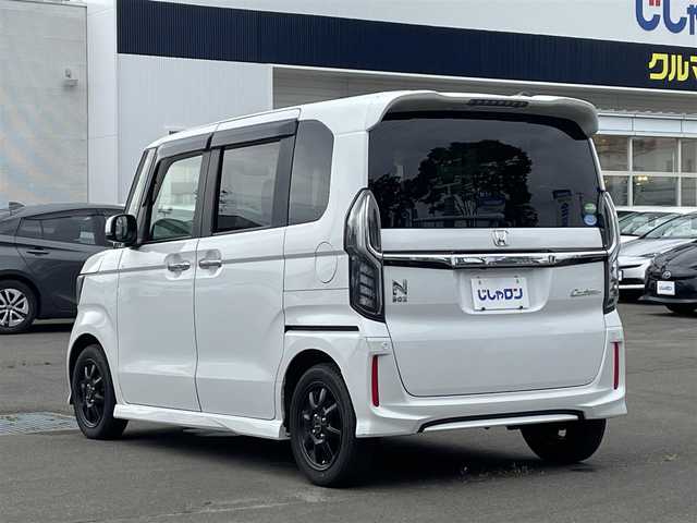 ホンダ Ｎ ＢＯＸ カスタム G L ホンダセンシング 宮城県 2018(平30)年 10.9万km プラチナホワイトパール (株)IDOMが運営する【じしゃロン仙台店】の自社ローン専用車両になりますこちらは現金またはオートローンご利用時の価格です。自社ローンご希望の方は別途その旨お申付け下さい/両側パワスラ/SDナビ/フルセグ/Bluetooth/バックカメラ/ビルトインETC/クルコン/レーンキープアシスト/ブレーキアシスト/LEDヘッドライト
