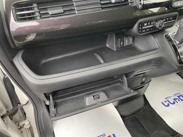 ホンダ Ｎ ＢＯＸ カスタム G L ホンダセンシング 宮城県 2018(平30)年 10.9万km プラチナホワイトパール (株)IDOMが運営する【じしゃロン仙台店】の自社ローン専用車両になりますこちらは現金またはオートローンご利用時の価格です。自社ローンご希望の方は別途その旨お申付け下さい/両側パワスラ/SDナビ/フルセグ/Bluetooth/バックカメラ/ビルトインETC/クルコン/レーンキープアシスト/ブレーキアシスト/LEDヘッドライト