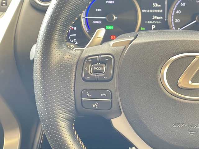 レクサス ＮＸ 300h Fスポーツ 岐阜県 2020(令2)年 8.3万km ホワイトノーヴァガラスフレーク ムーンルーフ/１０．１インチワイドディスプレイ/パノラミックビューモニター/フルセグ視聴/３眼ＬＥＤヘッドライト/オートハイビーム/オートライト/コンビレザーシート/前席シートヒーター/前席エアシート/前席パワーシート/運転席メモリーシート/前後ドライブレコーダー/ＥＴＣ２．０/パワーバックドア/プッシュスタート/スマートキー/プリクラッシュセーフティ/追従クルーズコントロール/ブレーキホールド/コーナーセンサー