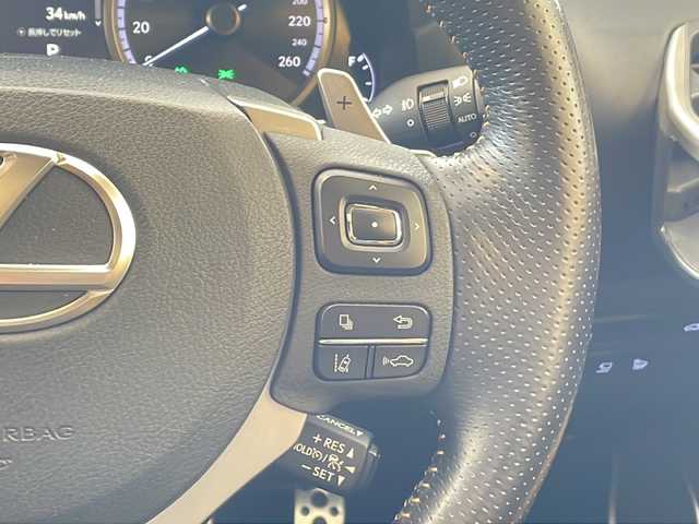 レクサス ＮＸ 300h Fスポーツ 岐阜県 2020(令2)年 8.3万km ホワイトノーヴァガラスフレーク ムーンルーフ/１０．１インチワイドディスプレイ/パノラミックビューモニター/フルセグ視聴/３眼ＬＥＤヘッドライト/オートハイビーム/オートライト/コンビレザーシート/前席シートヒーター/前席エアシート/前席パワーシート/運転席メモリーシート/前後ドライブレコーダー/ＥＴＣ２．０/パワーバックドア/プッシュスタート/スマートキー/プリクラッシュセーフティ/追従クルーズコントロール/ブレーキホールド/コーナーセンサー