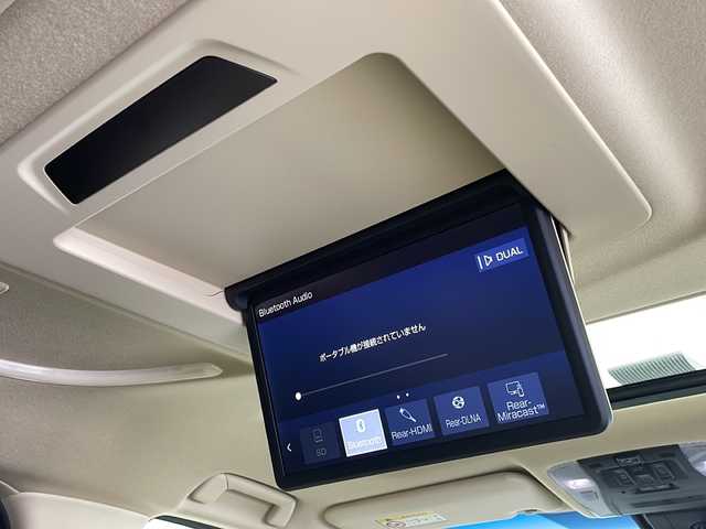 トヨタ アルファードハイブリット エグゼクティブ ラウンジ 千葉県 2022(令4)年 3.3万km ブラック セーフティセンス（予防安全パッケージ）/・プリクラッシュセーフティ/・ロードサインアシスト/・レーダークルーズコントロール（全車速追従機能付）/・レーントレーシングアシスト/・アダプティブハイビームシステム/純正JBLプレミアムサウンドシステム/・メモリーナビ/地デジTV/・Blu-ray/・DVD/CD/・ETC2.0/・17スピーカー（12chアンプ）/・10.5インチワイドタッチディスプレイ/・スマホ連携機能（Apple CarPlay／Android Auto）/・13インチ後席モニター/・全方位カメラ/両側パワースライドドア/ツインムーンルーフ/スマートキー/快適温熱シート/ブラインドスポットモニター/3眼LEDヘッドライト/デジタルインナーミラー