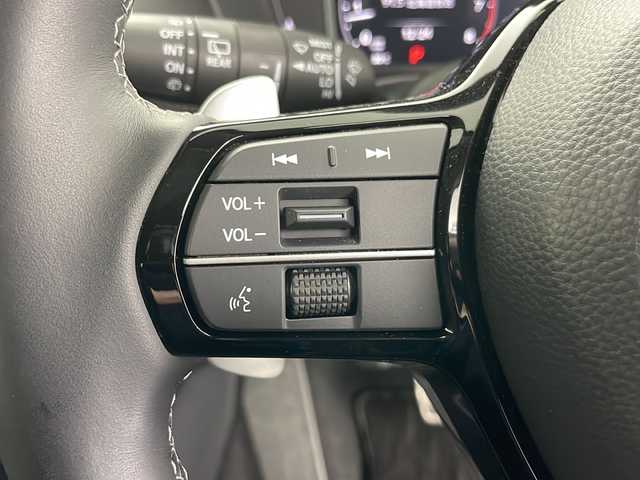ホンダ ＺＲ－Ｖ Z 道央・札幌 2024(令6)年 0.4万km クリスタルブラックパール ・4WD/・寒冷地仕様/・純正ナビ&BT&USB&フルセグTV/・BOSEプレミアムサウンド/・マルチビューカメラシステム/・バックカメラ/・ホンダセンシング/・衝突軽減ブレーキ/・誤発進抑制機能/・後方誤発進抑制機能/・近距離衝突軽減ブレーキ/・歩行者事故低減ステアリング/・路外逸脱抑制機能/・渋滞追従機能付アダプティブクルーズコントロール/・車線維持支援システム/・トラフィックジャムアシスト/・先行車発進お知らせ機能/・標識認識機能/・ブラインドスポットインフォメーション/・パーキングセンサーシステム/・全席シートヒーター/・前席パワーシート/・D席シートメモリ/・レザーシート/・ステアリングヒーター/・パドルシフト/・置くだけ充電/・純正前方ドライブレコーダー/・ビルトインETC2.0/・LEDヘッドライト/・オートライト/・オートマチックハイビーム/・スマートキー/・スペアキー/・取扱説明書