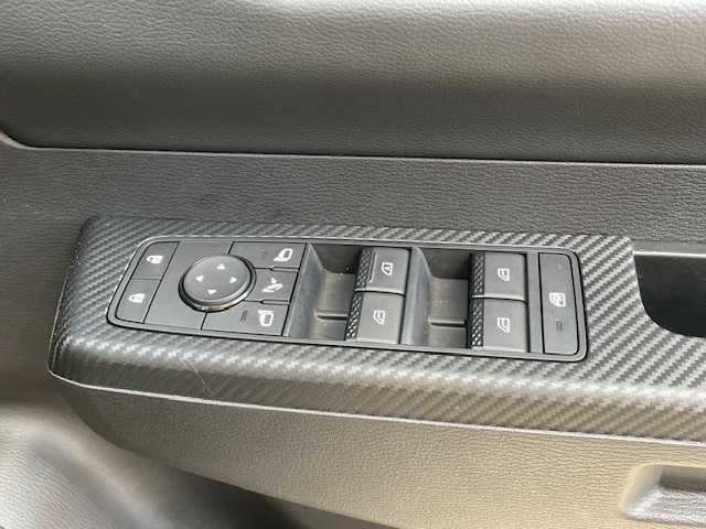 三菱 トライトン GSR 愛知県 2025(令7)年 0.9万km グレー ３０ｍｍリフトアップ　/モディファイドフェイスマスク　/ブルバー　/Ｍ２９スティンガー１７インチアルミホイール　/ＴＯＹＯオープンカントリーＲ／Ｔ新品タイヤ　/ナビ　/フルセグＴＶ　/全方位カメラ　/デジタルインナーミラー/スマートキー