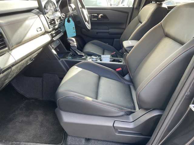 三菱 トライトン GSR 愛知県 2025(令7)年 0.9万km グレー ３０ｍｍリフトアップ　/モディファイドフェイスマスク　/ブルバー　/Ｍ２９スティンガー１７インチアルミホイール　/ＴＯＹＯオープンカントリーＲ／Ｔ新品タイヤ　/ナビ　/フルセグＴＶ　/全方位カメラ　/デジタルインナーミラー/スマートキー