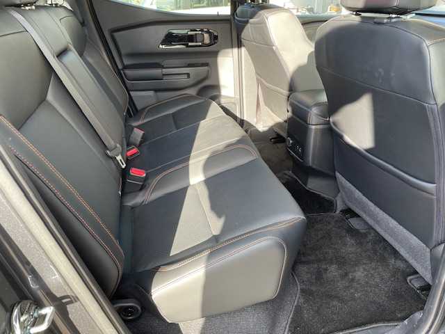 三菱 トライトン GSR 愛知県 2025(令7)年 0.9万km グレー ３０ｍｍリフトアップ　/モディファイドフェイスマスク　/ブルバー　/Ｍ２９スティンガー１７インチアルミホイール　/ＴＯＹＯオープンカントリーＲ／Ｔ新品タイヤ　/ナビ　/フルセグＴＶ　/全方位カメラ　/デジタルインナーミラー/スマートキー