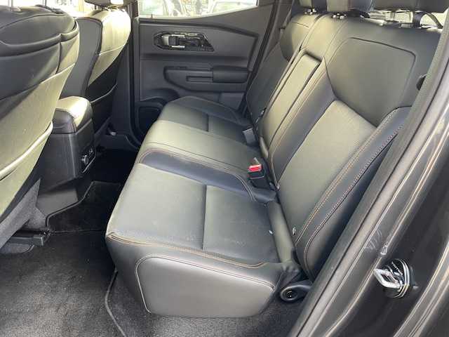 三菱 トライトン GSR 愛知県 2025(令7)年 0.9万km グレー ３０ｍｍリフトアップ　/モディファイドフェイスマスク　/ブルバー　/Ｍ２９スティンガー１７インチアルミホイール　/ＴＯＹＯオープンカントリーＲ／Ｔ新品タイヤ　/ナビ　/フルセグＴＶ　/全方位カメラ　/デジタルインナーミラー/スマートキー