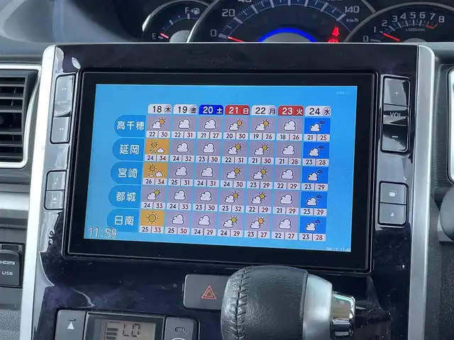 ダイハツ タント カスタムRS トップED LTD SAⅢ 宮崎県 2018(平30)年 7.5万km ブラックマイカメタリック 純正ナビ/Bluetooth/バックカメラ/全周囲カメラ/フルセグテレビ/ETC/ドライブレコーダー/両側パワースライドドア/シートヒーター/LEDヘッドライト/アイドリングストップ/純正15インチアルミ/純正フロアマット/スマートキー