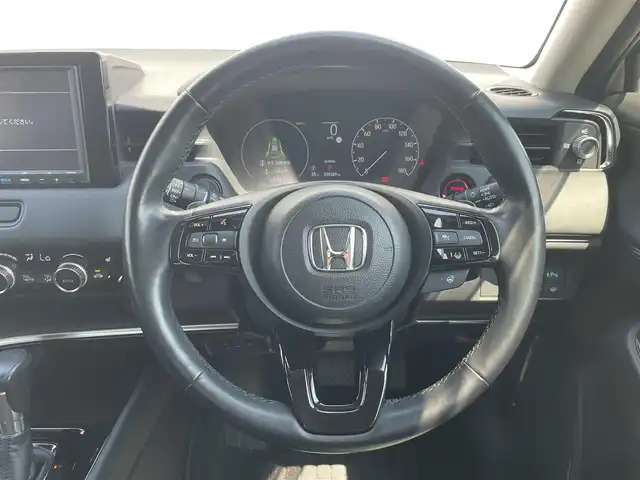 ホンダ ヴェゼル ハイブリッド e:HEV Z 群馬県 2021(令3)年 3.6万km プラチナホワイトパール ワンオーナー/純正SDナビ(VXM-215VFEi)/　フルセグTV/Bluetooth/FM/AM/USB/SD/パワーバックドア/衝突被害軽減ブレーキ/誤発進抑制機能/ブラインドスポットモニター/路外逸脱抑制機能/アダプティブクルーズコントロール/前後クリアランスソナー/パドルシフト/ビルトインETC2.0/前後ドライブレコーダー/バックカメラ/LEDヘッドライト/オートライト/ シートヒーター（運転席、助手席）/ステアリングヒーター/ハーフレザーシート/ステアリングスイッチ/純正フロアマット