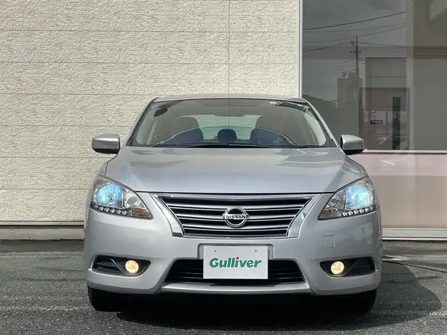 日産 シルフィ S 埼玉県 2019(平31)年 6.3万km ブリリアントシルバー /ワンオーナー//純正メモリナビ//フルセグTV//CD&Bluetooth//キーレス//ETC//社外キセノン//Wエアバッグ//ABS//横滑り防止装置//Fフォグランプ//ドアバイザー//社外15インチAW//新車時保証書//取扱説明書//ナビ取説//スペアキー