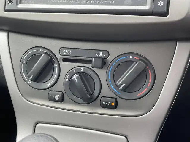 日産 シルフィ S 埼玉県 2019(平31)年 6.3万km ブリリアントシルバー /ワンオーナー//純正メモリナビ//フルセグTV//CD&Bluetooth//キーレス//ETC//社外キセノン//Wエアバッグ//ABS//横滑り防止装置//Fフォグランプ//ドアバイザー//社外15インチAW//新車時保証書//取扱説明書//ナビ取説//スペアキー