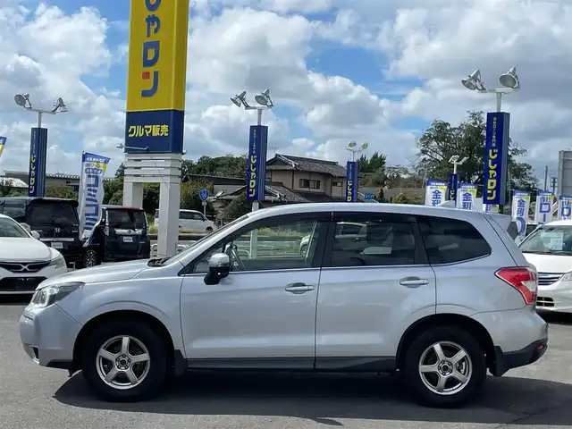 スバル フォレスター S－リミテッド 茨城県 2015(平27)年 9.9万km アイスシルバーメタリック (株)IDOMが運営する【じしゃロン水戸店】の自社ローン専用車両になりますこちらは現金またはオートローンご利用時の価格です。自社ローンご希望の方は別途その旨お申付け下さい/アイサイト/SDナビ/フルセグ/Bluetooth/バックカメラ/ETC/パワーシート/シートヒーター/HIDヘッドライト