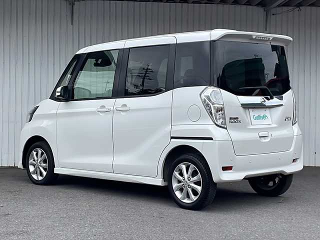 日産 デイズ ルークス ハイウェイスターX 長野県 2019(平31)年 4.3万km ホワイトパール エマージェンシーブレーキ/純正メモリナビフルセグTV/アラウンドビューモニター/パワースライドドア/プッシュスタート /純正14インチアルミ/LEDヘッドライト/オートハイビーム/レーンキープアシスト