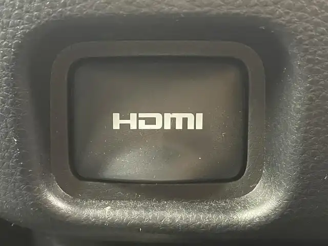 トヨタ ノア ハイブリッド Z 埼玉県 2024(令6)年 2万km パール 禁煙車　快適利便　純正10.5型DA　後席モニター　全方位カメラ　BSM　液晶ミラー　TV　HDMI　ETC2.0　温シート　両側電動　寒冷地仕様　パーキングアシスト　ハンドルヒーター　HUD　