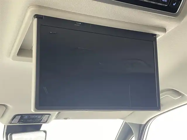 トヨタ ノア ハイブリッド Z 埼玉県 2024(令6)年 2万km パール 禁煙車　快適利便　純正10.5型DA　後席モニター　全方位カメラ　BSM　液晶ミラー　TV　HDMI　ETC2.0　温シート　両側電動　寒冷地仕様　パーキングアシスト　ハンドルヒーター　HUD　