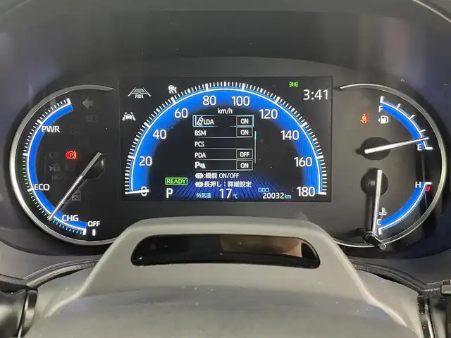 トヨタ ノア ハイブリッド Z 埼玉県 2024(令6)年 2万km パール 禁煙車　快適利便　純正10.5型DA　後席モニター　全方位カメラ　BSM　液晶ミラー　TV　HDMI　ETC2.0　温シート　両側電動　寒冷地仕様　パーキングアシスト　ハンドルヒーター　HUD　