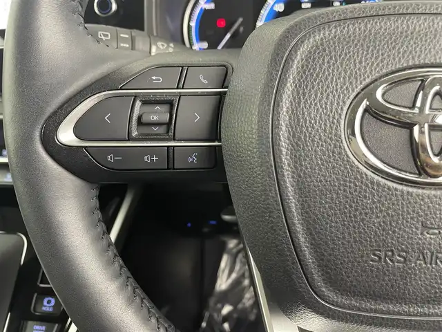 トヨタ ノア ハイブリッド Z 埼玉県 2024(令6)年 2万km パール 禁煙車　快適利便　純正10.5型DA　後席モニター　全方位カメラ　BSM　液晶ミラー　TV　HDMI　ETC2.0　温シート　両側電動　寒冷地仕様　パーキングアシスト　ハンドルヒーター　HUD　