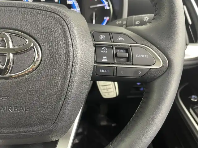 トヨタ ノア ハイブリッド Z 埼玉県 2024(令6)年 2万km パール 禁煙車　快適利便　純正10.5型DA　後席モニター　全方位カメラ　BSM　液晶ミラー　TV　HDMI　ETC2.0　温シート　両側電動　寒冷地仕様　パーキングアシスト　ハンドルヒーター　HUD　