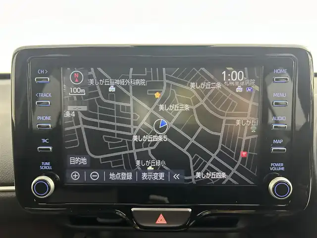 トヨタ ヤリスクロス ハイブリッド Z 道央・札幌 2022(令4)年 0.8万km ホワイトパールクリスタルシャイン ・４WD/・純正メモリナビ/・アラウンドビューモニター/・BT/USB/Miracast/・前後ドライブレコーダー/・ビルトインETC /・衝突軽減ブレーキ/・横滑り防止装置/・レーダークルーズコントロール/・レーンキープアシスト/・前後コーナーセンサー/・PCS/・PKSB/・RSA/・先行車発進告知/・オートブレーキホールド/・ドアバイザー/・LEDヘッドライト/・フォグ/・ヘッドライトレベライザー/・ミラーヒーター/・純正フロアマット/・ハーフレザーシート/・前席シートヒーター/・D席パワーシート/・保証書・取扱説明書