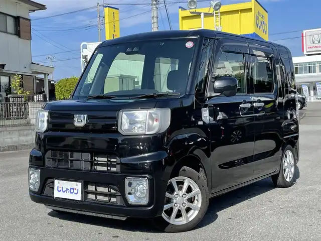 ダイハツ ウェイク L SA Ⅲ 山梨県 2018(平30)年 8.4万km ブラックマイカメタリック (株)IDOMが運営する【じしゃロン甲府店】の自社ローン専用車両になります。/こちらは現金またはオートローンご利用時の価格です。自社ローンご希望の方は別途その旨お申付け下さい/スマートアシストIII/衝突被害軽減ブレーキ/横滑り防止装置/アイドリングストップ/両側パワースライドドア/社外メモリーナビ（MDV-D305)/ワンセグTV/CD/SD/BTオーディオ/USB/バックカメラ/ステアリングリモコン/オートライト/オートマチックハイビーム/フォグランプ/新車時保証書/取扱説明書/ナビ取扱説明書