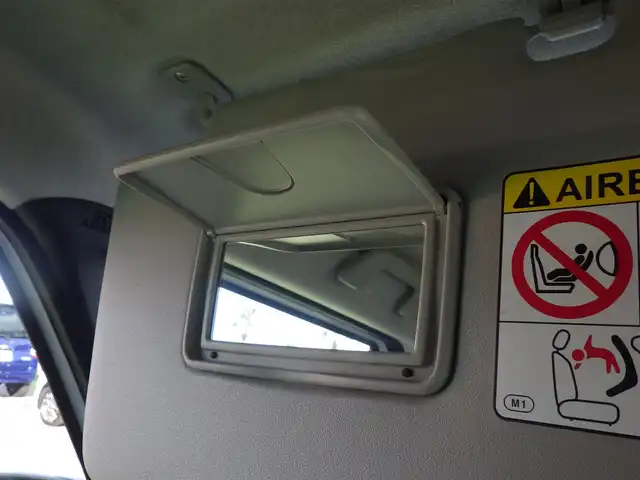 ダイハツ ムーヴ キャンバス ストライプス G 千葉県 2024(令6)年 0.5万km シャイニングホワイトパール/サンドベージュメタリック スマートアシストIII/エコアイドル/両側パワースライドドア/前席シートヒーター/純正メモリーナビ/地デジTV/【DVD/CD再生機能　Bluetooth接続】/バックカメラ/ステアリングスイッチ/LEDヘッドライト/フォグライト/コーナーセンサー/サイド/カーテンエアバッグ/キーフリーシステム