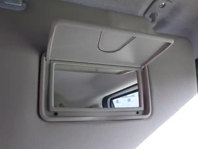 ダイハツ ムーヴ キャンバス ストライプス G 千葉県 2024(令6)年 0.5万km シャイニングホワイトパール/サンドベージュメタリック スマートアシストIII/エコアイドル/両側パワースライドドア/前席シートヒーター/純正メモリーナビ/地デジTV/【DVD/CD再生機能　Bluetooth接続】/バックカメラ/ステアリングスイッチ/LEDヘッドライト/フォグライト/コーナーセンサー/サイド/カーテンエアバッグ/キーフリーシステム