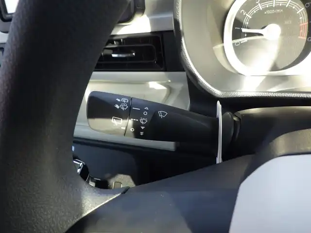 ダイハツ ムーヴ キャンバス ストライプス G 千葉県 2024(令6)年 0.5万km シャイニングホワイトパール/サンドベージュメタリック スマートアシストIII/エコアイドル/両側パワースライドドア/前席シートヒーター/純正メモリーナビ/地デジTV/【DVD/CD再生機能　Bluetooth接続】/バックカメラ/ステアリングスイッチ/LEDヘッドライト/フォグライト/コーナーセンサー/サイド/カーテンエアバッグ/キーフリーシステム