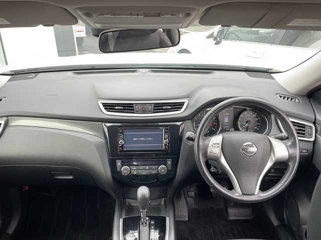 日産 エクストレイル 20X エマージェンシーブレーキ 香川県 2017(平29)年 6.3万km ブリリアントホワイトパール 純正7インチSDナビ/→フルセグ/CD/DVD/Bluetooth/AUX/バックカメラ/ハーフレザーシート/前席シートヒーター/エマージェンシーブレーキ/車線逸脱警報/踏み間違い防止アシスト/横滑り防止装置/LEDオートハイビーム/前後コーナーセンサー/純正17インチアルミ/革巻きステアリング/ステアリングリモコン/ビルトインETC/前方ドライブレコーダー/純正フロアマット/プッシュスタート/スマートキー/アイドリングストップ