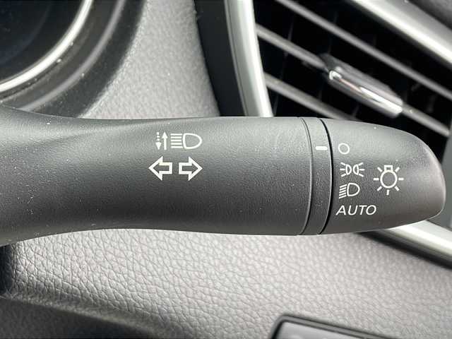 日産 エクストレイル 20X エマージェンシーブレーキ 香川県 2017(平29)年 6.3万km ブリリアントホワイトパール 純正7インチSDナビ/→フルセグ/CD/DVD/Bluetooth/AUX/バックカメラ/ハーフレザーシート/前席シートヒーター/エマージェンシーブレーキ/車線逸脱警報/踏み間違い防止アシスト/横滑り防止装置/LEDオートハイビーム/前後コーナーセンサー/純正17インチアルミ/革巻きステアリング/ステアリングリモコン/ビルトインETC/前方ドライブレコーダー/純正フロアマット/プッシュスタート/スマートキー/アイドリングストップ