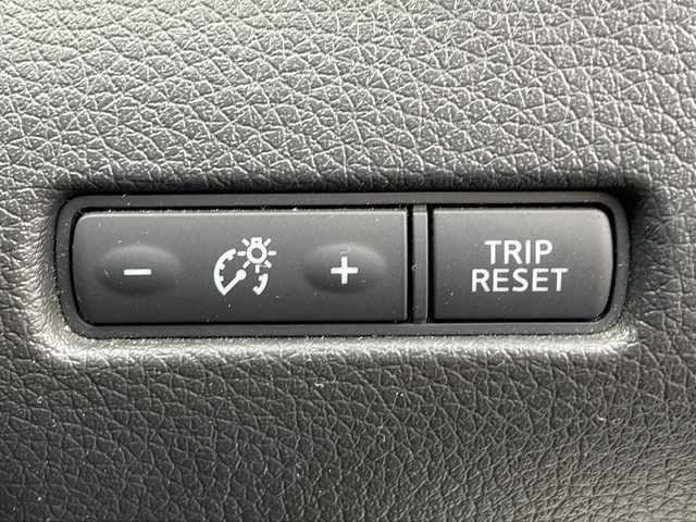 日産 エクストレイル 20X エマージェンシーブレーキ 香川県 2017(平29)年 6.3万km ブリリアントホワイトパール 純正7インチSDナビ/→フルセグ/CD/DVD/Bluetooth/AUX/バックカメラ/ハーフレザーシート/前席シートヒーター/エマージェンシーブレーキ/車線逸脱警報/踏み間違い防止アシスト/横滑り防止装置/LEDオートハイビーム/前後コーナーセンサー/純正17インチアルミ/革巻きステアリング/ステアリングリモコン/ビルトインETC/前方ドライブレコーダー/純正フロアマット/プッシュスタート/スマートキー/アイドリングストップ