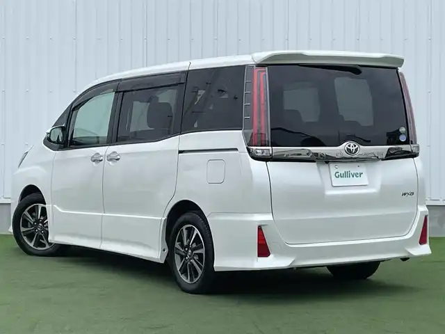 トヨタ ノア Si ダブルバイビー 香川県 2018(平30)年 6.1万km ホワイトパールクリスタルシャイン 純正９インチナビ（ＮＳＺＴ－Ｙ６６Ｔ）/バックカメラ/フルセグＴＶ/両側パワースライドドア/トヨタセーフティセンス/クルーズコントロール/ハーフレザー/ＬＥＤオートライト/ビルトインＥＴＣ/純正アルミ