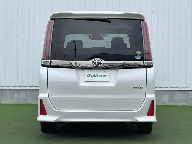 トヨタ ノア Si ダブルバイビー 香川県 2018(平30)年 6.1万km ホワイトパールクリスタルシャイン 純正９インチナビ（ＮＳＺＴ－Ｙ６６Ｔ）/バックカメラ/フルセグＴＶ/両側パワースライドドア/トヨタセーフティセンス/クルーズコントロール/ハーフレザー/ＬＥＤオートライト/ビルトインＥＴＣ/純正アルミ